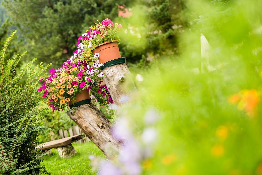 Hotel Dorfer Alpine&Charming Selva di Val Gardena Kültér fotó